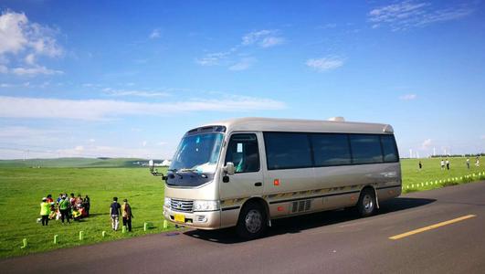   疫情期間廣州上下班包車受員工歡迎